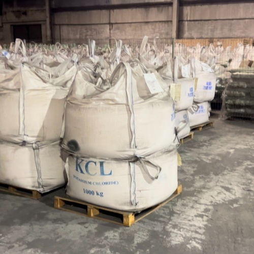 Калий хлористый в биг-бегах весом 1000 кг. Общий вес 10 тонн.