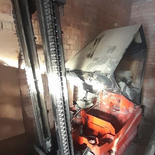 Электрический вилочный погрузчик 3т. (-90%)