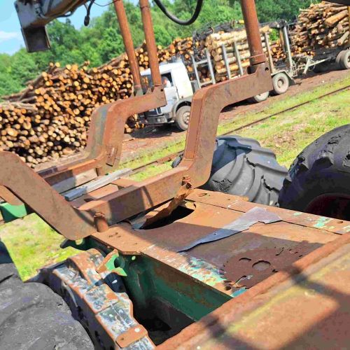 Форвардер Амкодор 2661-01