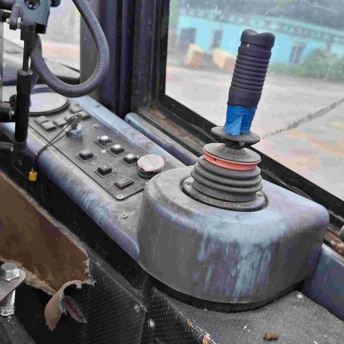 Форвардер Амкодор 2661-01