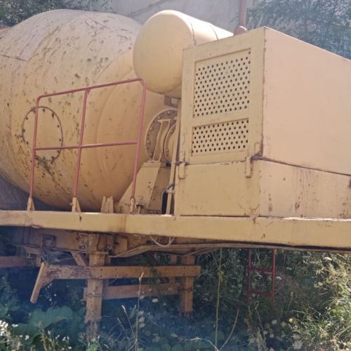 Полуприцеп автобетоносмеситель МАЗ 93802 0 СМБ-060А