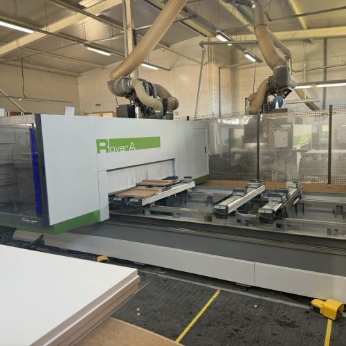 Обрабатывающий центр с ЧПУ мод ROVER A 1532-BIESSE