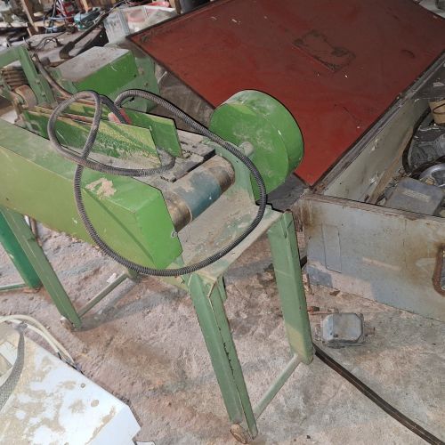 Автоматическое подающее устройство к строгальному станку (-20)