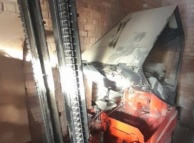 Электрический вилочный погрузчик 3т. (-90%)