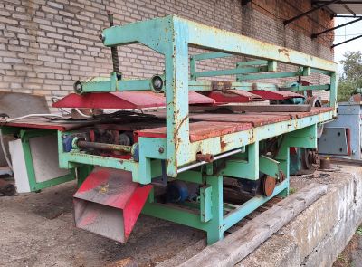 Торцовочный станок трехпильный (-20%)