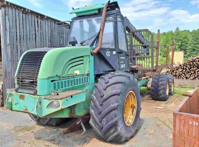 Форвардер Амкодор 2661-01