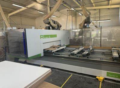 Обрабатывающий центр с ЧПУ мод ROVER A 1532-BIESSE