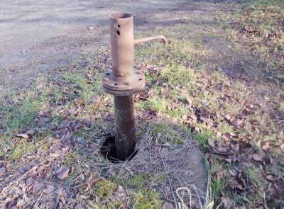 Водозаборная колонка и трубопровод d-32, 113 м.п. (-90%)